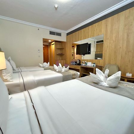 אל-מדינה Zowar International Hotel מראה חיצוני תמונה