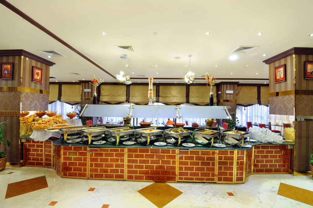 אל-מדינה Zowar International Hotel מראה חיצוני תמונה