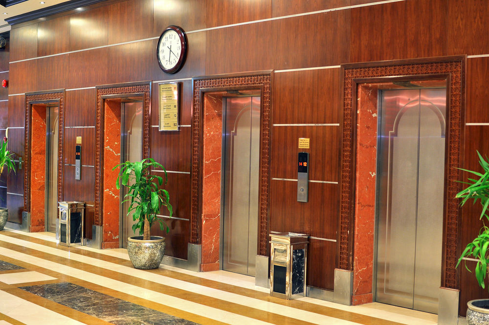 אל-מדינה Zowar International Hotel מראה חיצוני תמונה