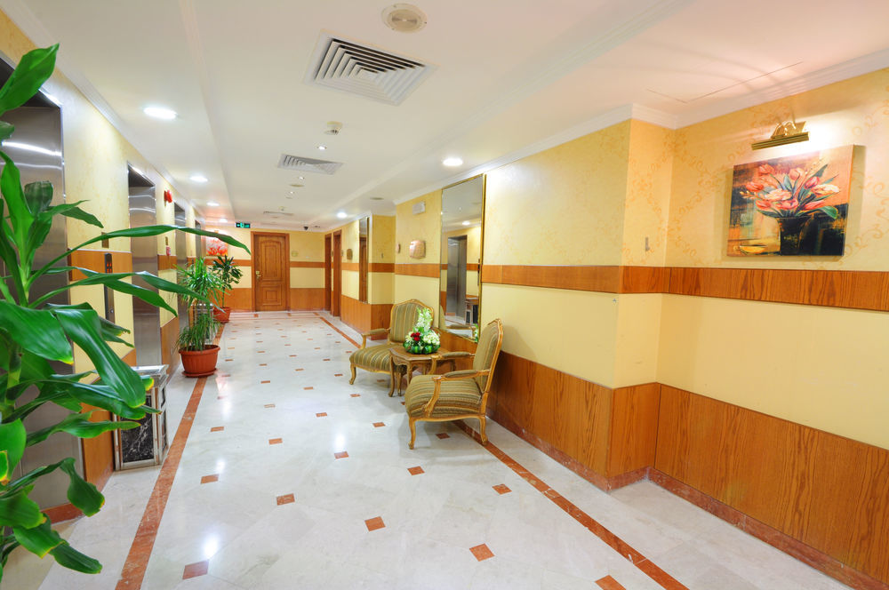 אל-מדינה Zowar International Hotel מראה חיצוני תמונה